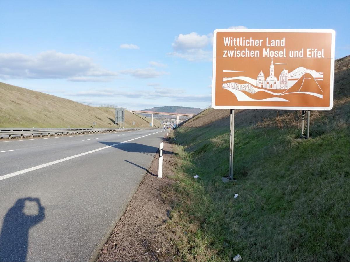 Fewo Traut Wittlich Esterno foto